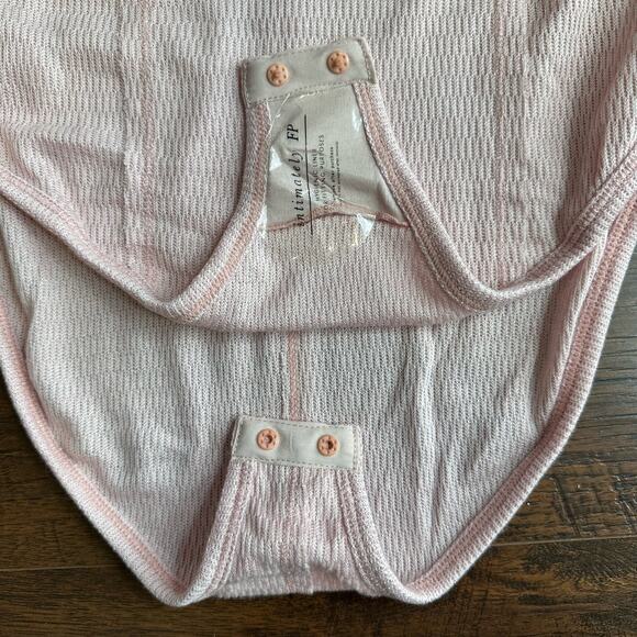 Free People Intimately Sloane Bodysuit Pink Nectar Knit WMN XS Henley Snap Scoop - Picture 8 of 13